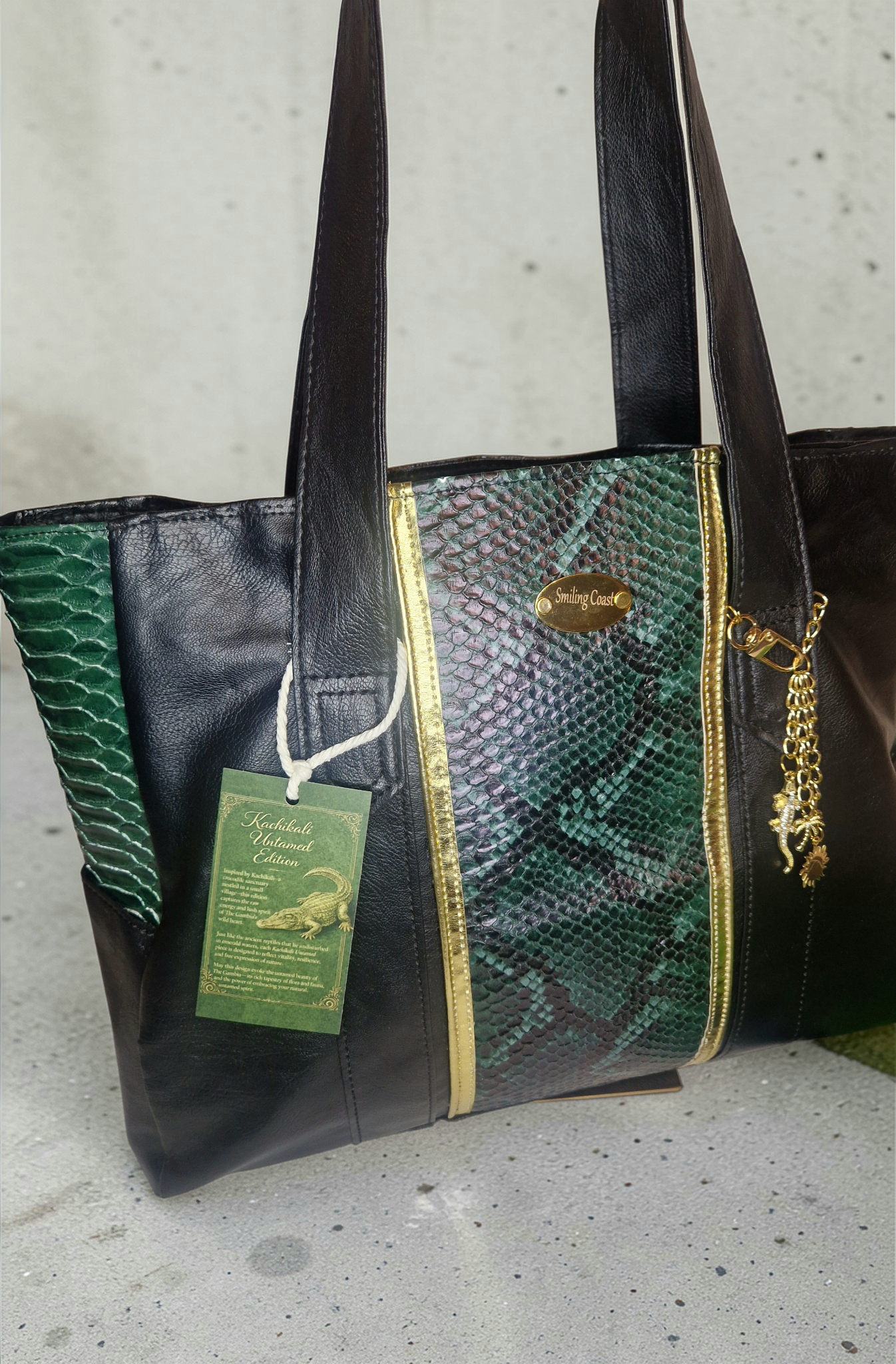 Crocodileprint Tote – Handmade Vegan Leather & African Wax Print inside lining and matching dustbag |Kachikally Untamed Edition- Smiling Coast Design