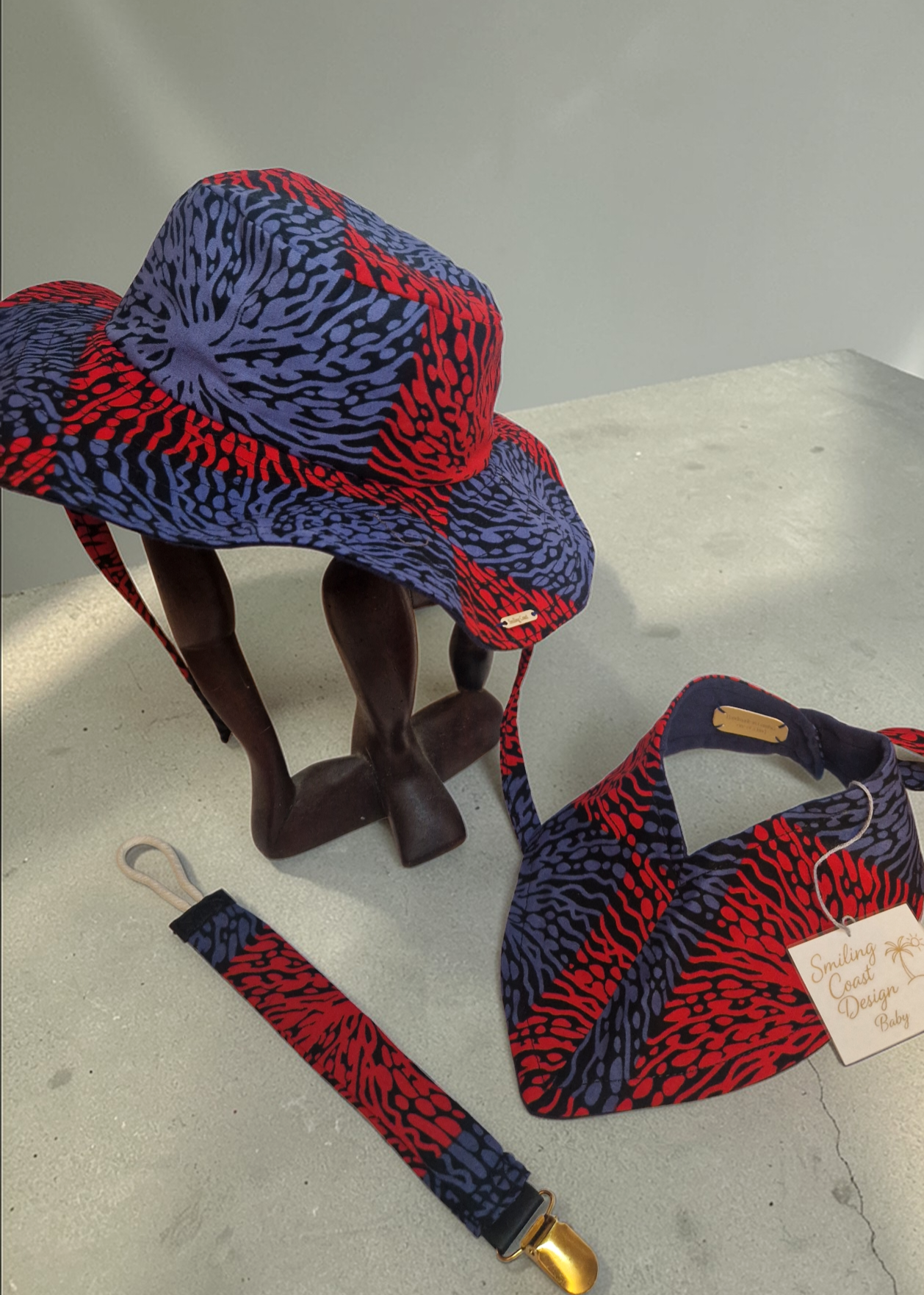 African Wax Print Baby Set – Sun Hat, Bib & Pacifier Clip