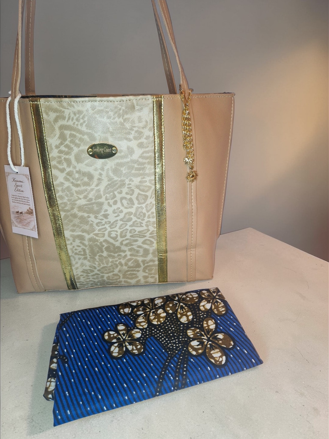 Animalprint Tote Bag – Handmade Vegan Leather & African Wax Print inner lining |Kasumai Spirit Edition- Smiling Coast Design