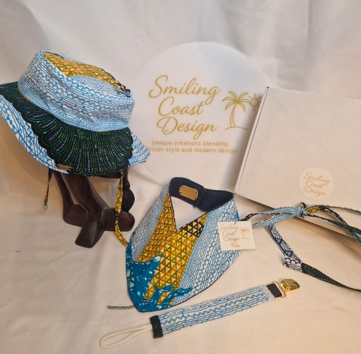 African Wax Print Baby Set – Sun Hat, Bib & Pacifier Clip size 0-12 month